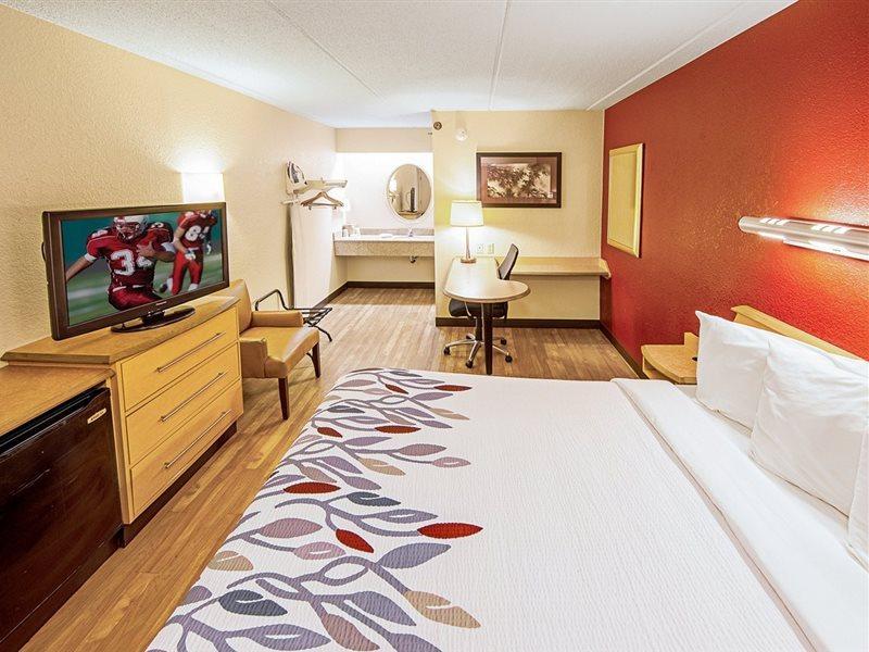 Red Roof Inn Akron Extérieur photo