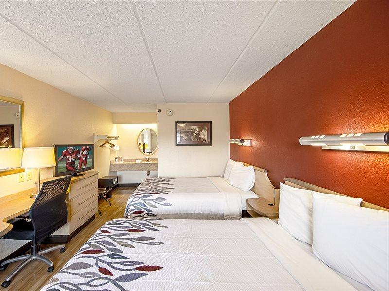 Red Roof Inn Akron Extérieur photo