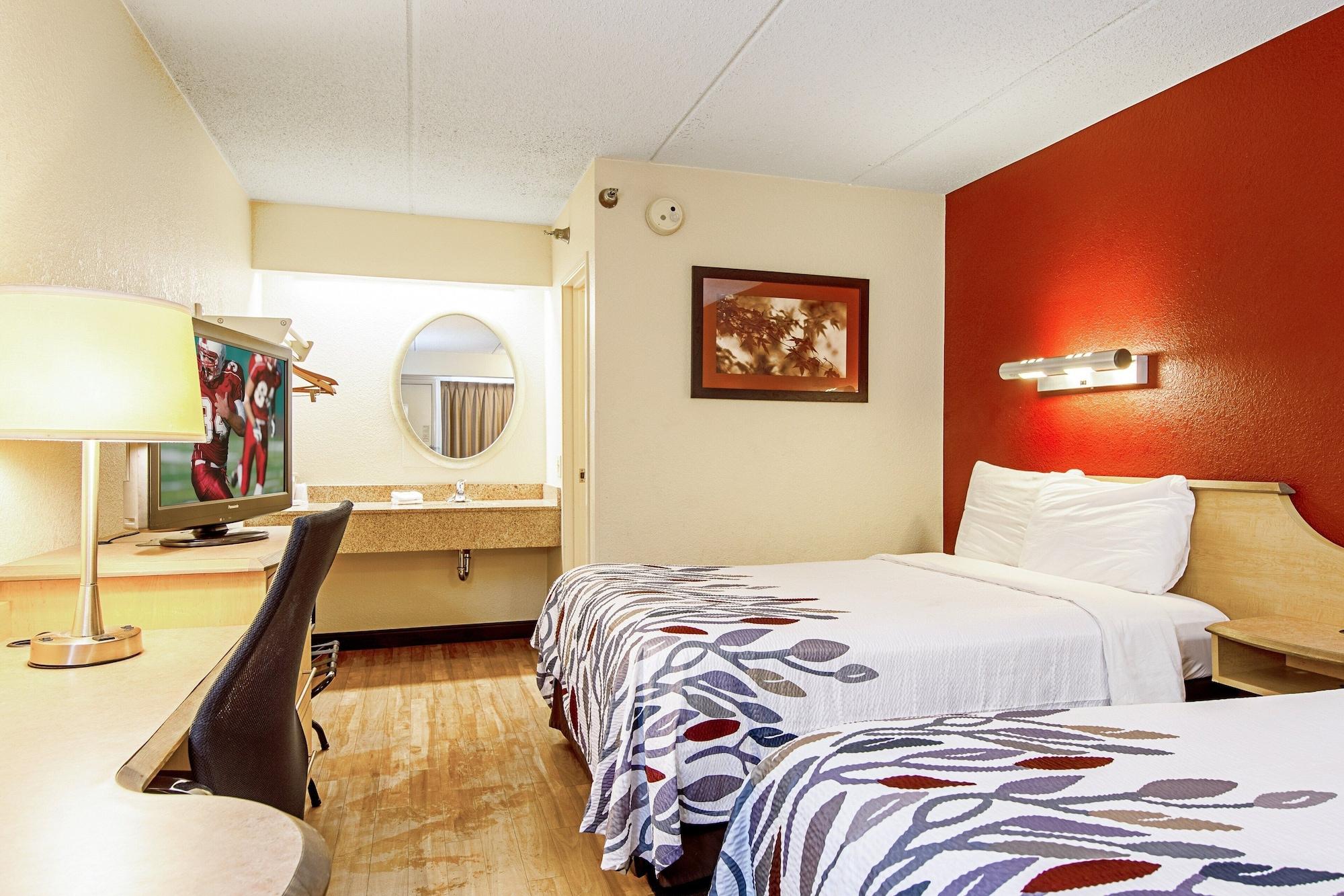 Red Roof Inn Akron Extérieur photo